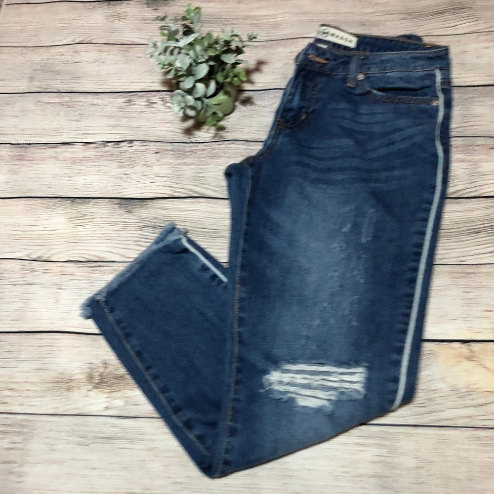 Ashley Mason Distressed Frayed Skinny Jeans